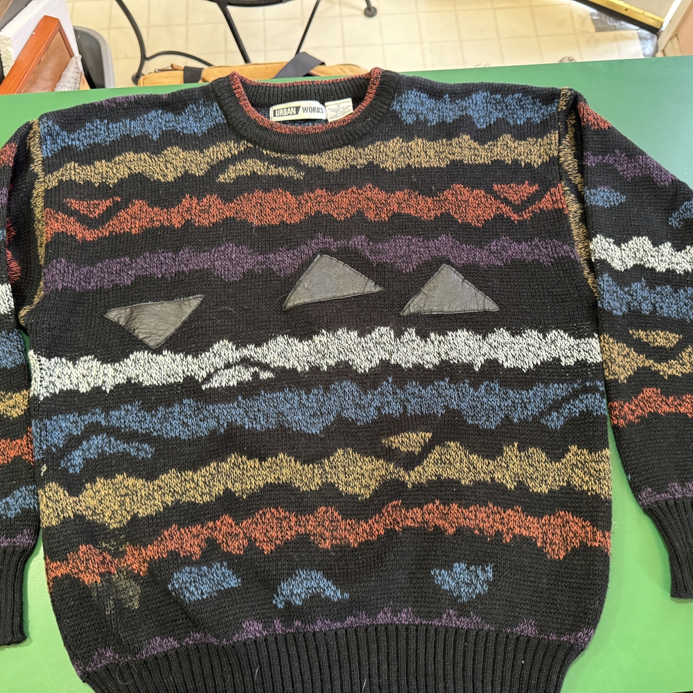 Black and Red Crewneck Sweater with Dynamic Stripes